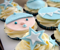 Cupcakes: image 7 of 8