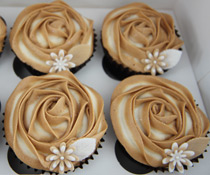 Cupcakes: image 3 of 8